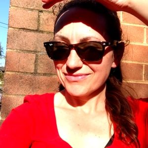 Meet your Posher, Anne